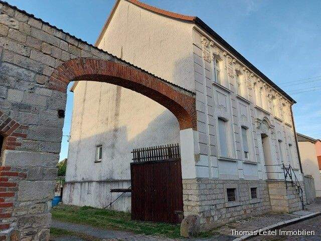 Mehrfamilienhaus, Wohnhaus Seehausen - 8 Zimmer, 230 m&sup2;, 395.950&euro; | Angebot:25725942