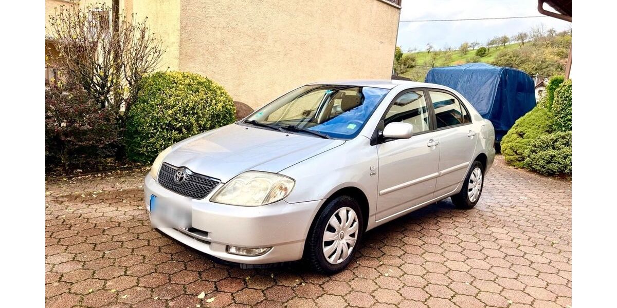 Toyota Corolla 196.000 km 4.800 &euro; Freiburg 79100