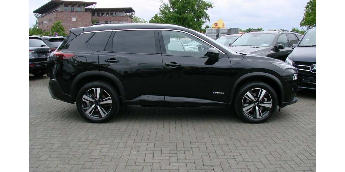 Nissan X-Trail 1.5VC-T ePower e4orce N-Connecta Pano Head 12.897 km 32.980 &euro; Falkensee 14612