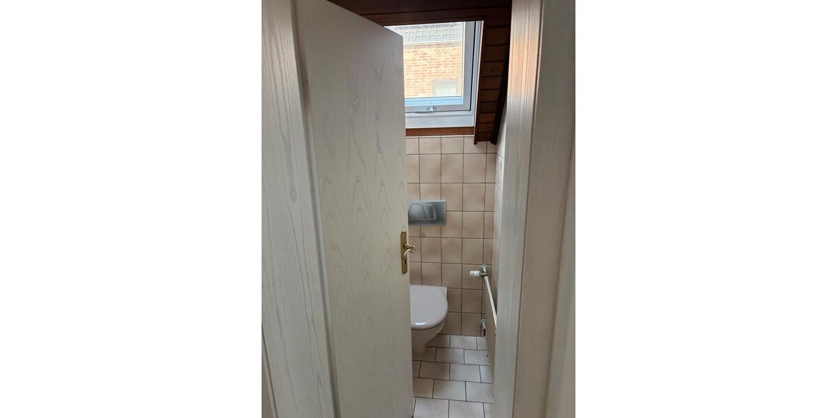 Einfamilienhaus Gütersloh Kattenstroth - 7 Zimmer, 220 m&sup2;, 2.400&euro; | Angebot:25358175