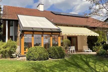 Haus Dasing - 6 Zimmer, 218 m&sup2;, 975.000&euro; | Angebot:26431927