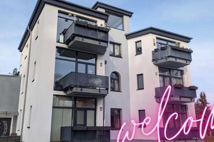 ++ wunderschöne 2,5-Raum Wohnung im Hochparterre - mit Balkon, Tageslichtbad mit Dusche & Wanne ++ 2.5 zimmer