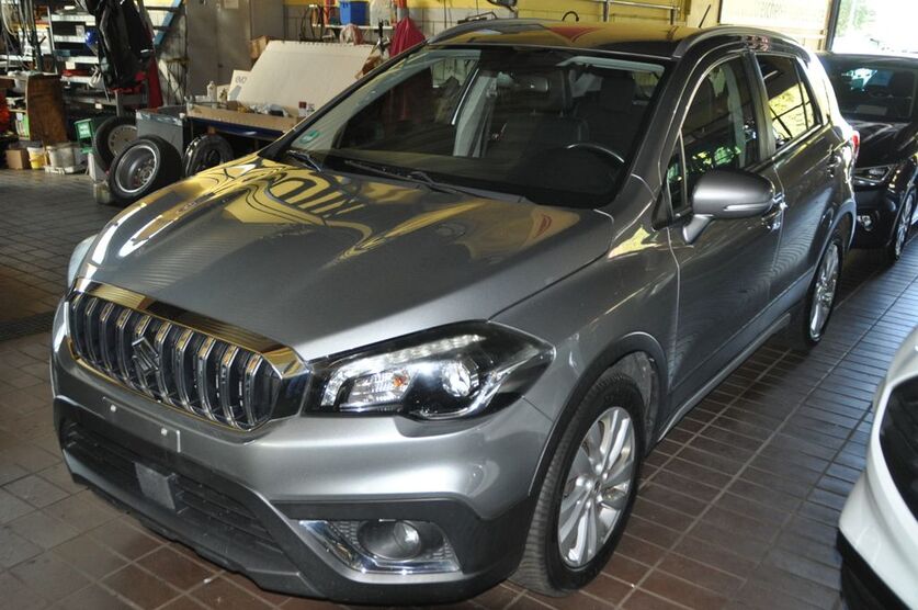 Suzuki (SX4) S-Cross 158.477 km 8.800 € Lalling OT Kapfing 94551