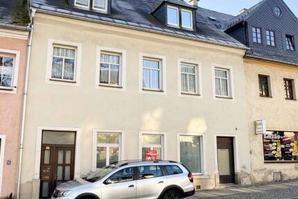 Haus Schlettau - 6 Zimmer, 150 m&sup2;, 125.000&euro; | Angebot:25744600