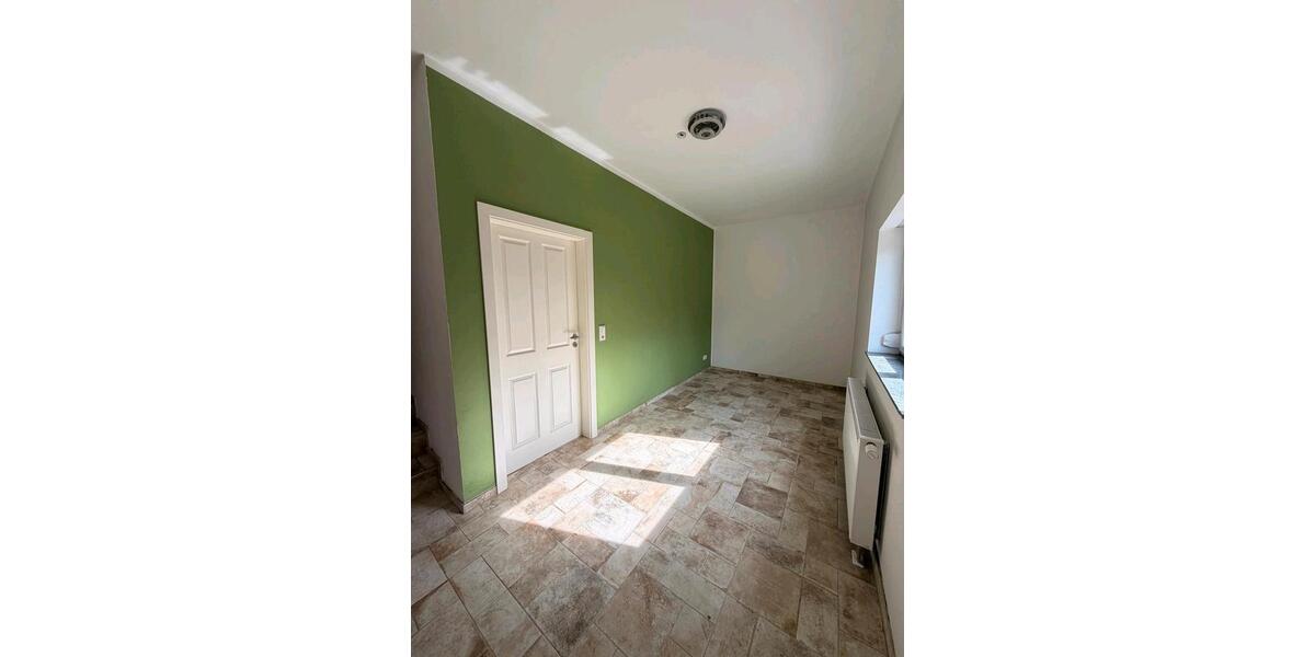 Einfamilienhaus Herleshausen - 4 Zimmer, 150 m&sup2;, 1.300&euro; | Angebot:26124290