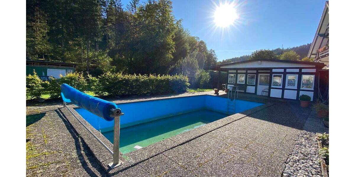 Mehrfamilienhaus, Wohnhaus Schmallenberg Gleidorf - 8 Zimmer, 155 m&sup2;, 299.000&euro; | Angebot:25771707