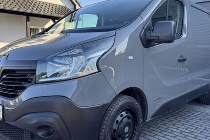 Renault Trafic 250.000 km 9.470 &euro; Nauen 14641