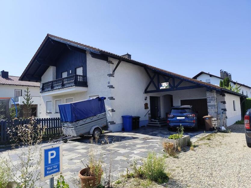 Einfamilienhaus Zentrumsnahes mit großem Garten voll unterkellert