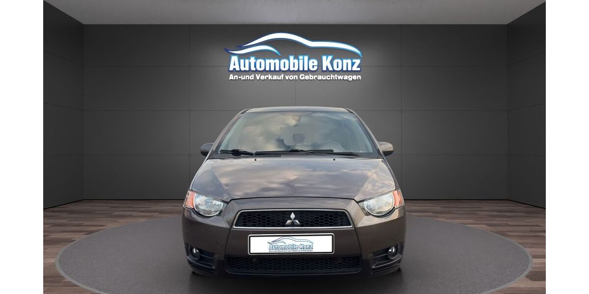 Mitsubishi Colt 111.829 km 5.500 &euro; Konz 54329