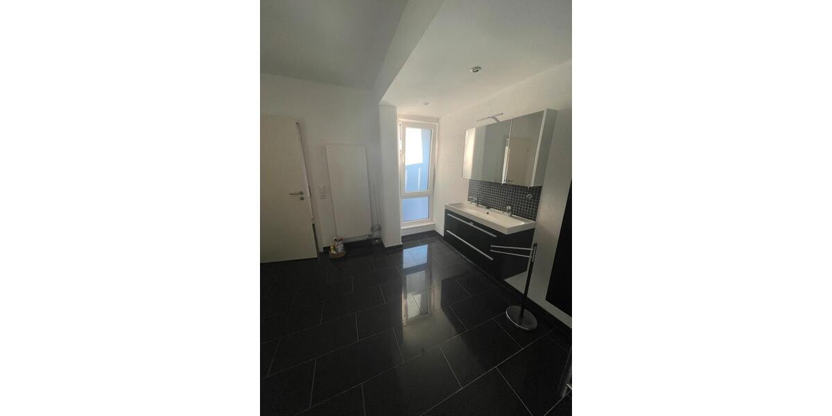 Erdgeschoßwohnung Hirzenhain - 1 Zimmer, 120 m&sup2;, 1.400&euro; | Angebot:26395133