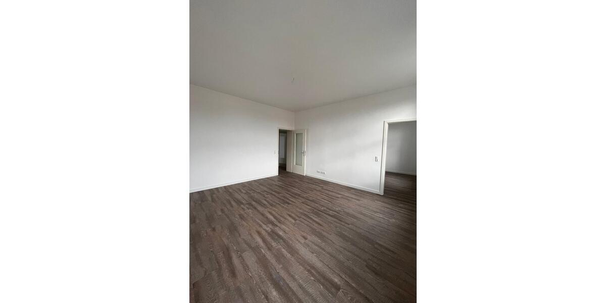 Etagenwohnung Tessin - 2 Zimmer, 73 m&sup2;, 660&euro; | Angebot:26125242