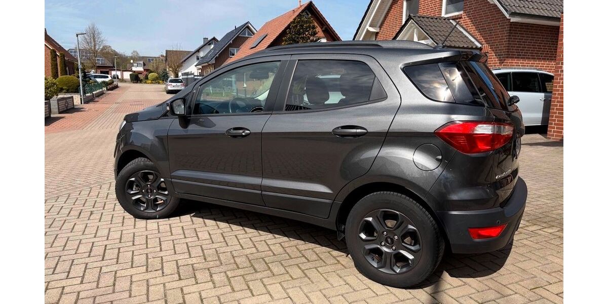 Ford EcoSport 64.000 km 11.111 &euro; Damme 49401