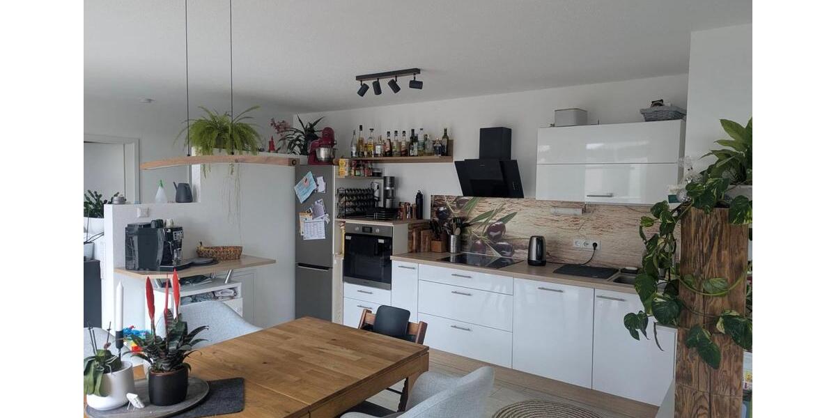 Erdgeschoßwohnung Bad Urach - 3 Zimmer, 74 m&sup2;, 1.000&euro; | Angebot:25926127