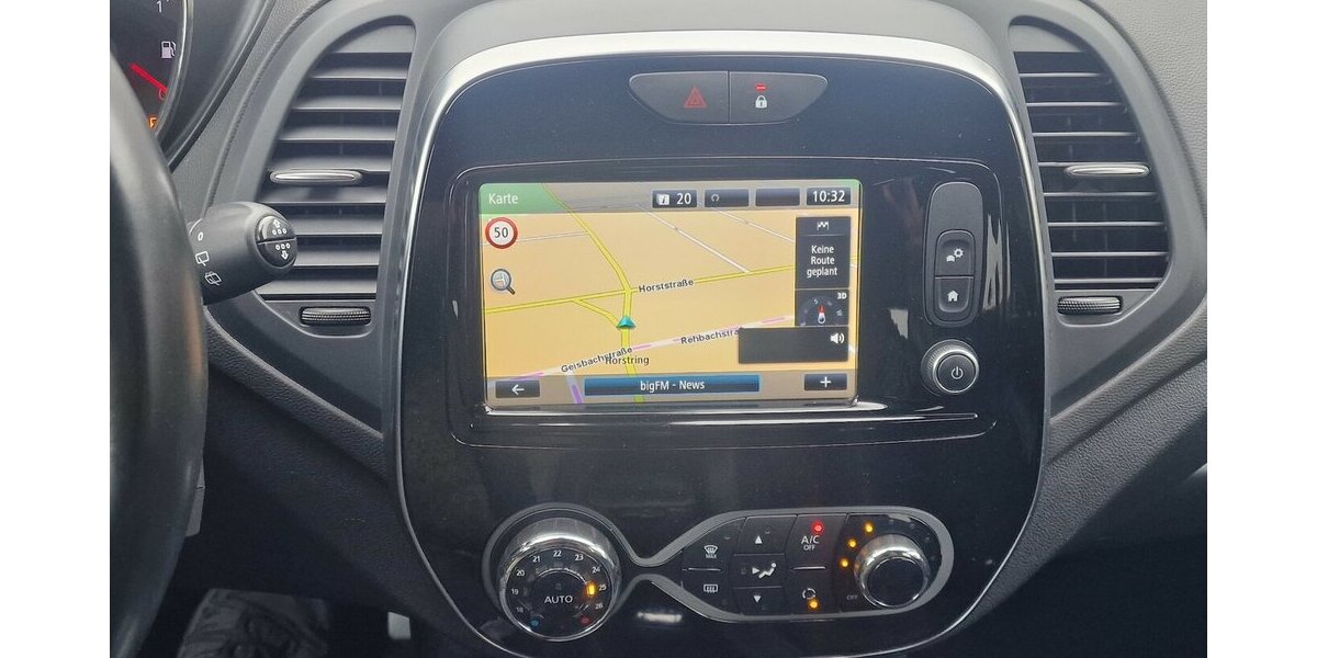 Renault Captur Version S Klimaautomatik LED 77.000 km 13.998 &euro; Landau 76829