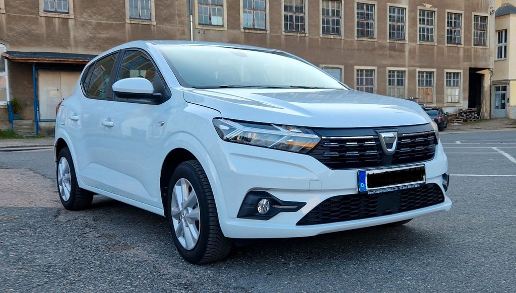 Dacia Sandero 61.900 km 9.990 &euro; Chemnitz 09116