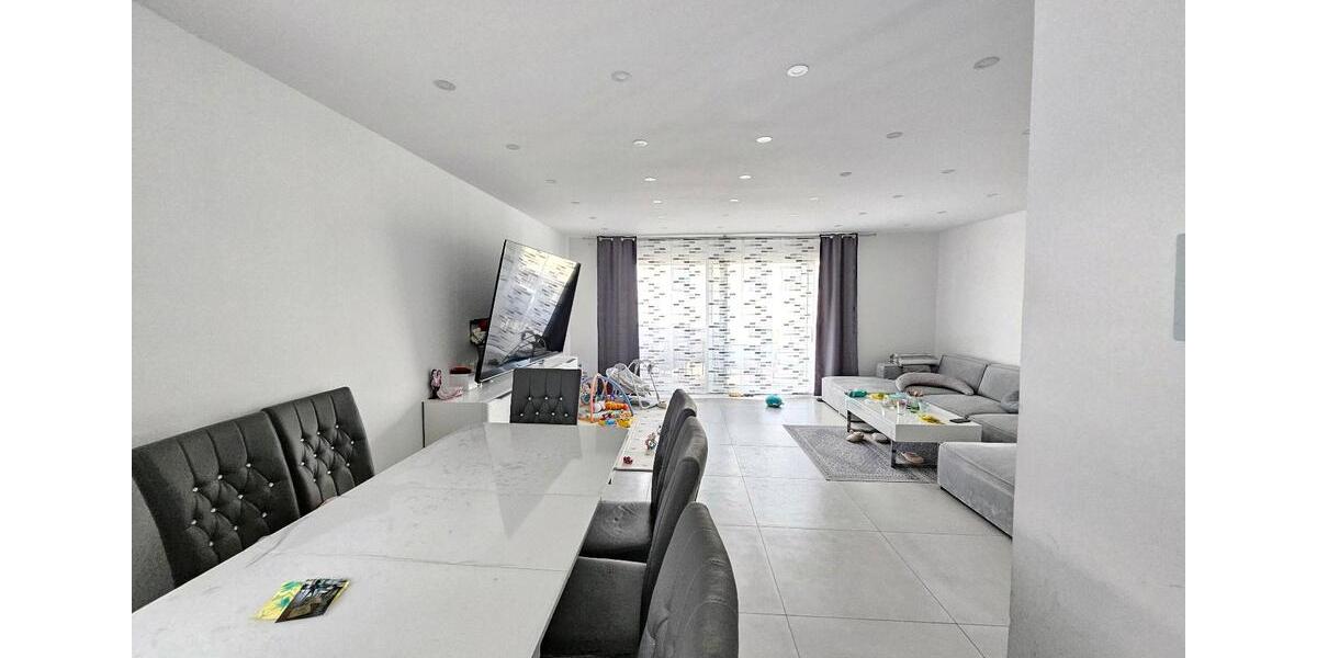 *Ohne Makler*Gehobenes Einfamilienhaus mit Smarthome 6 zimmer