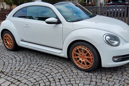 VW Beetle 124.000 km 13.999 &euro; HILTENFINGEN 86856