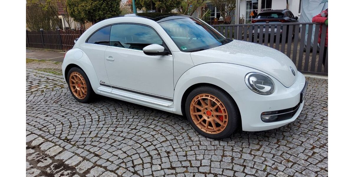 VW Beetle 124.000 km 13.999 &euro; HILTENFINGEN 86856
