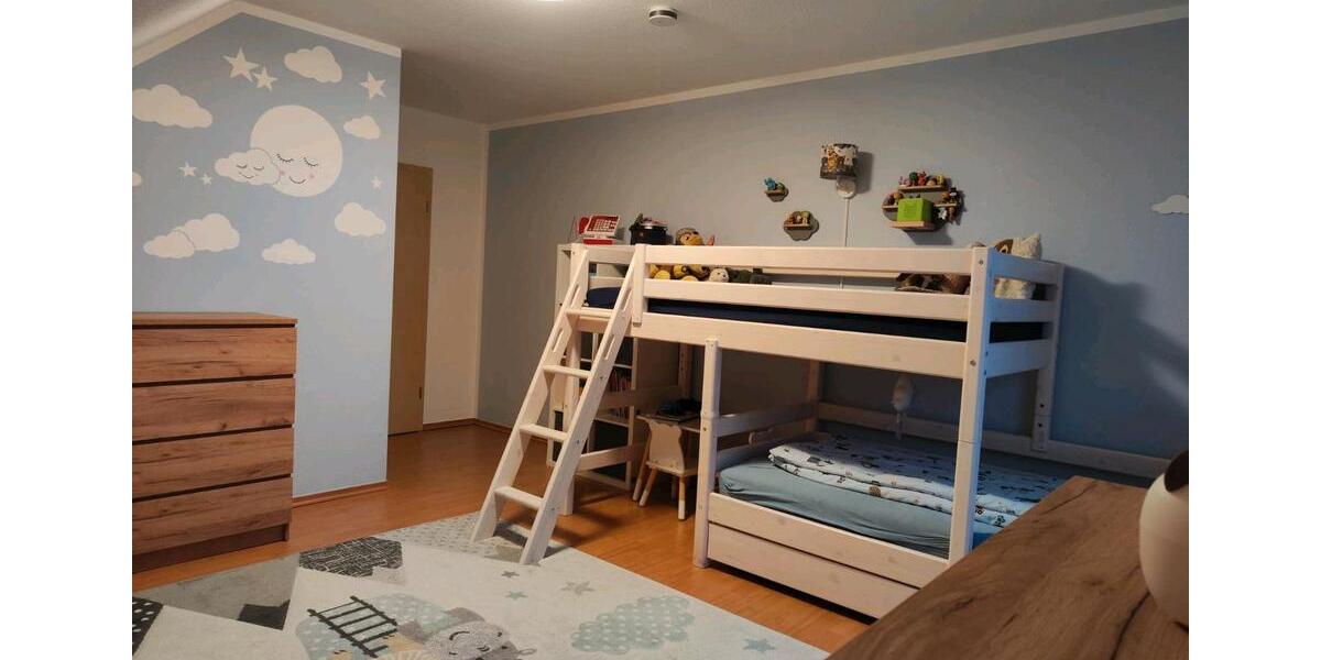 Etagenwohnung Rettenbach - 3.5 Zimmer, 130 m&sup2;, 1.090&euro; | Angebot:24244747