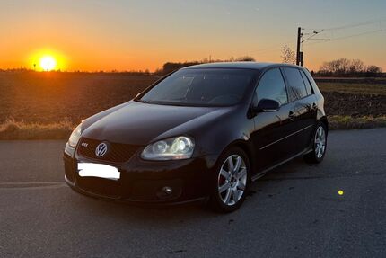 VW Golf 160.000 km 6.350 &euro; Höchstädt 89420