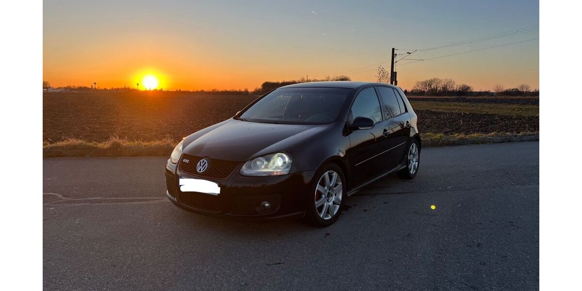 VW Golf 160.000 km 6.350 &euro; Höchstädt 89420