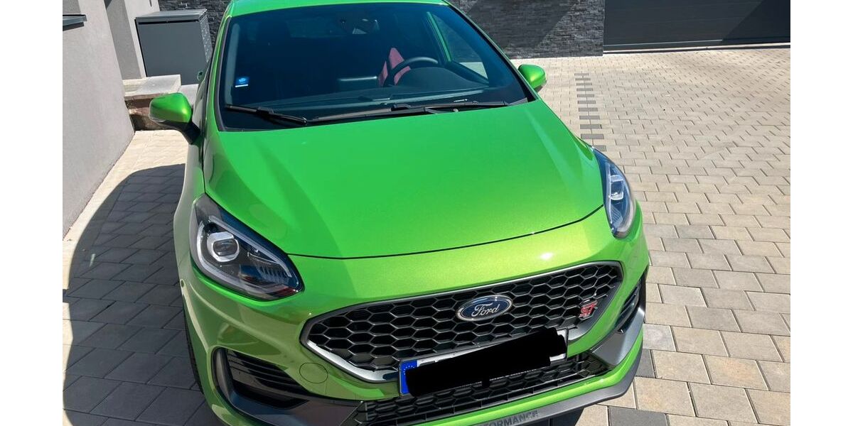 Ford Fiesta 2.900 km 26.500 &euro; Freiburg 79115