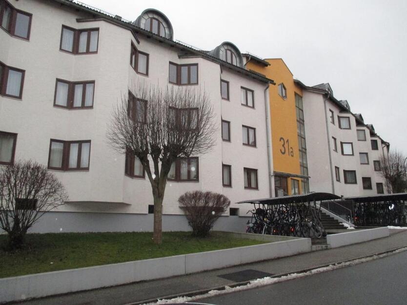 ATTRAKTIVES APARTMENT MIT BALKON IN TOP LAGE