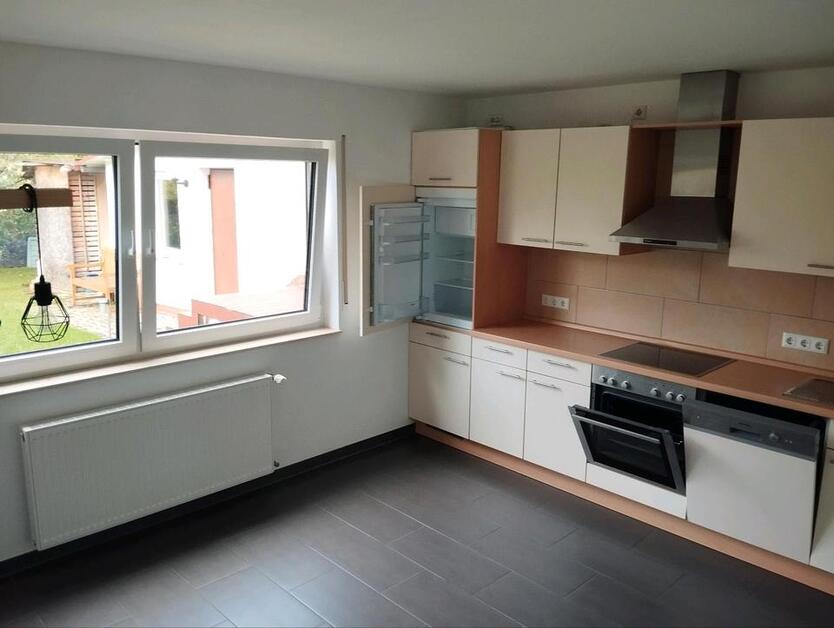 2 Zimmer-Küche-Bad Wohnung zimmer