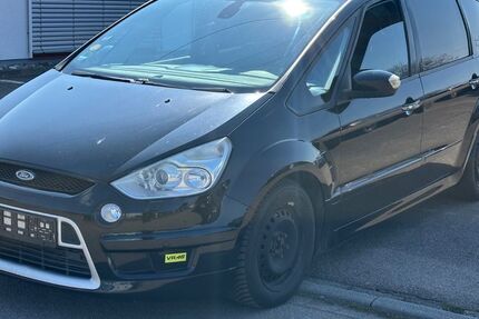 Ford S-Max 213.000 km 3.750 &euro; Lahr 77933