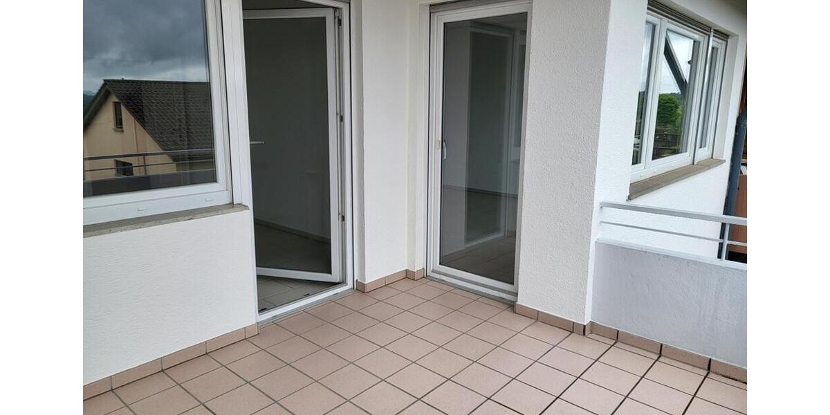 Reihenhaus Neckarwestheim - 4.5 Zimmer, 130 m&sup2;, 1.300&euro; | Angebot:26533669