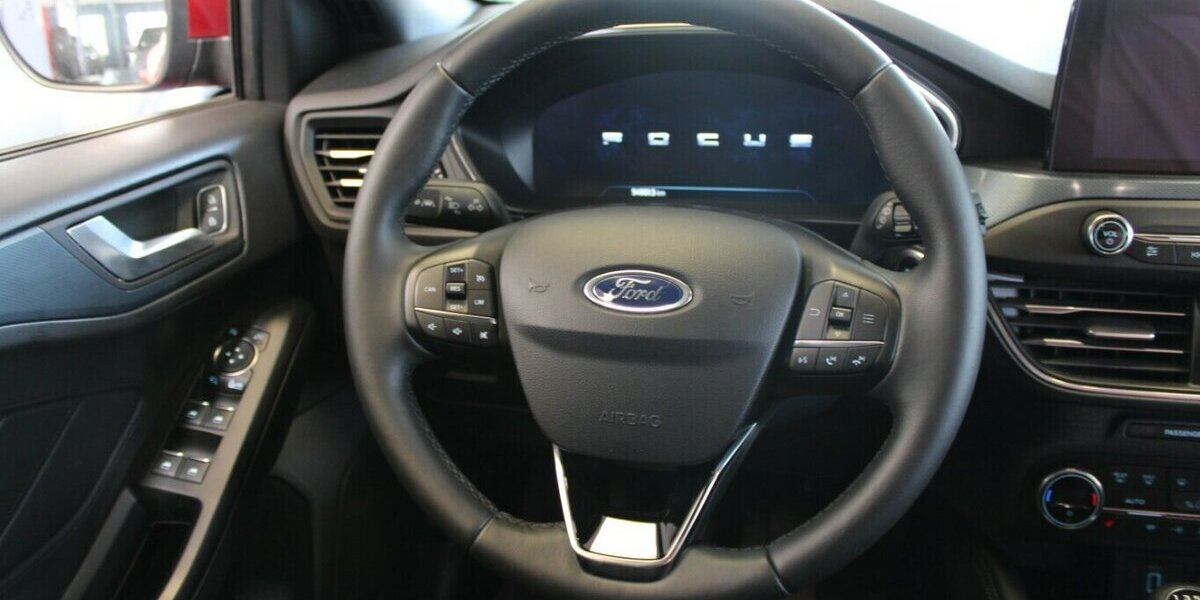 Ford Focus 1.0 EcoBoost Hybrid ACTIVE X 54.860 km 14.980 &euro; Euskirchen 53881