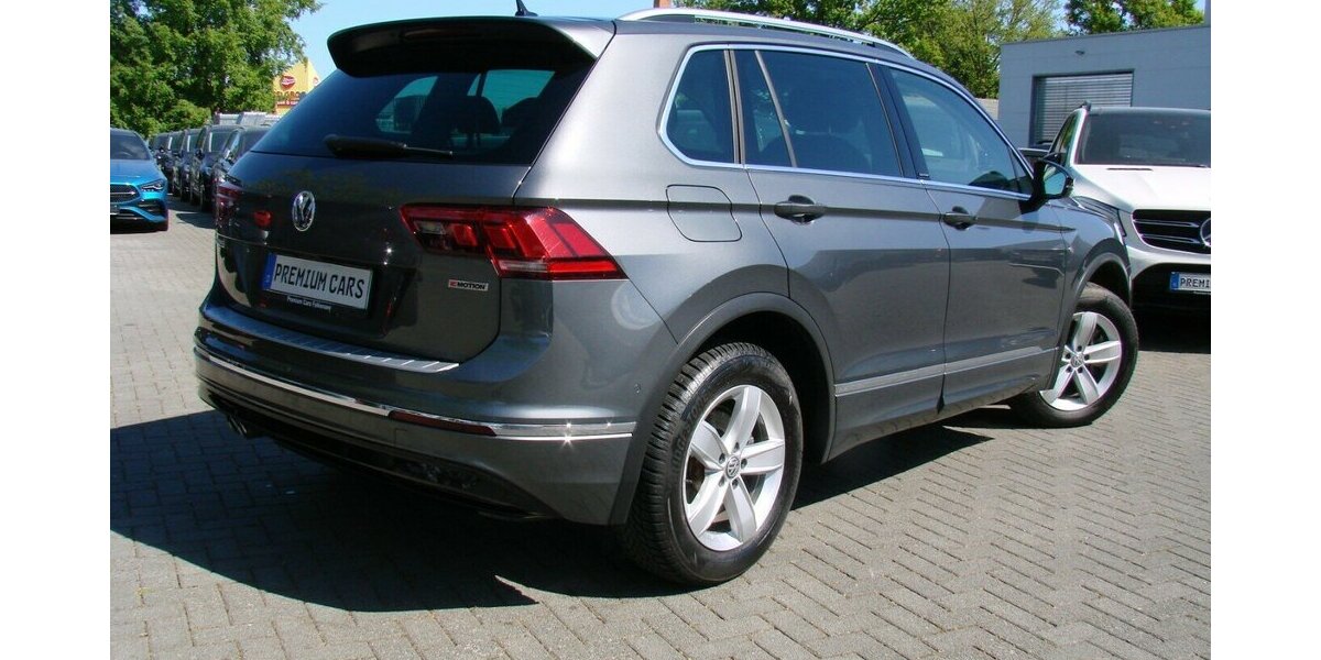VW Tiguan 2.0TSi 4Motion R-line ACC Navi LED Kamera 22.247 km 27.480 &euro; Falkensee 14612