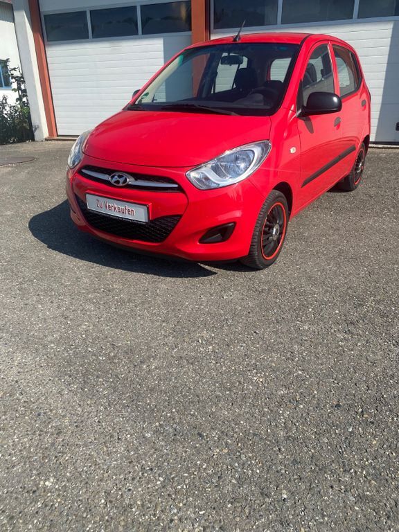 i10