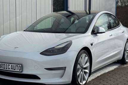 Tesla Model 3 96.500 km 26.995 &euro; Güstrow 18273