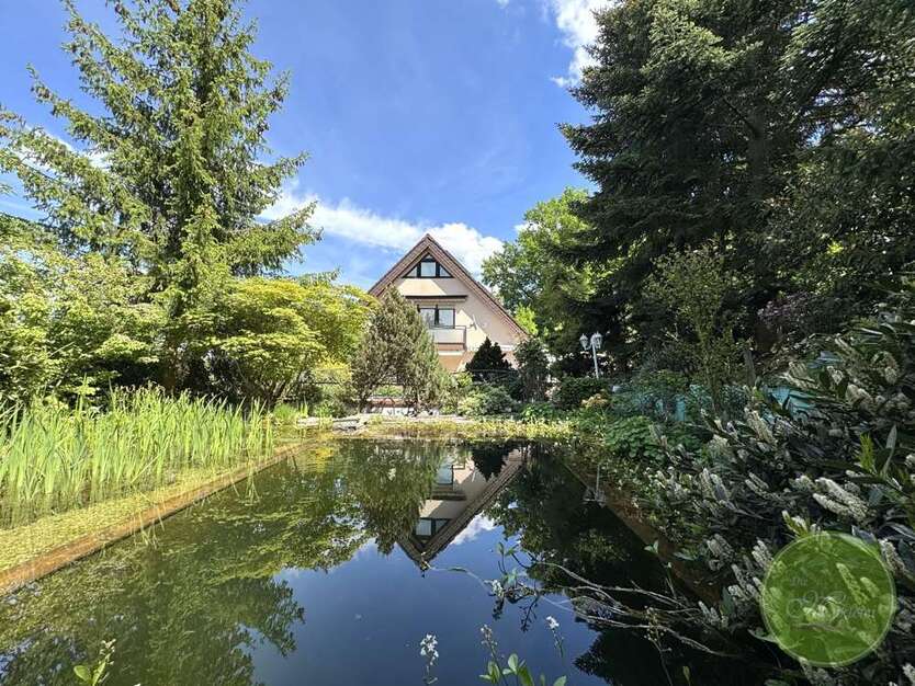 Haus zum Kaufen in Nürnberg 974.350 € 298.76 m²