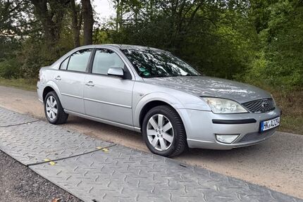 Ford Mondeo 233.366 km 1.750 &euro; Walsrode 29664