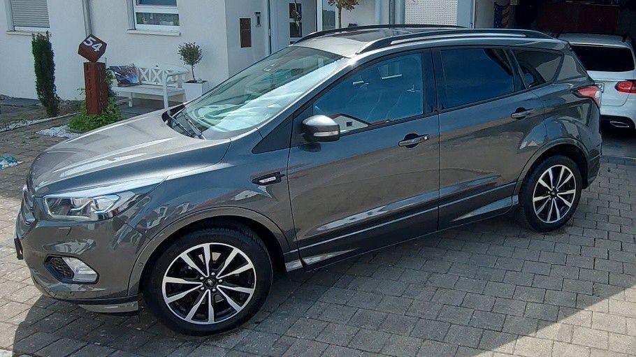 Ford Kuga 48.000 km 21.500 &euro; Herrenberg 71083