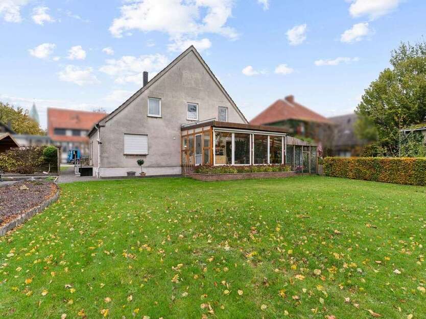 Haus zum Kaufen in Bünde 259.000 € 188 m² 9 zimmer