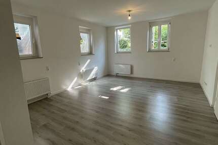 Wohnung Esslingen - 3 Zimmer, 74 m&sup2;, 925&euro; | Angebot:27091784