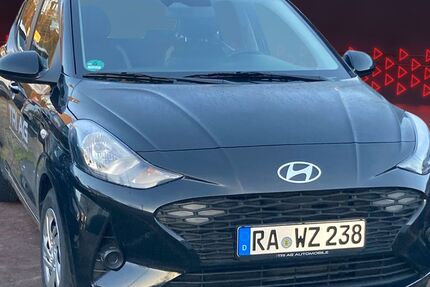 Hyundai i10 4.000 km 15.490 &euro; Sinzheim 76547