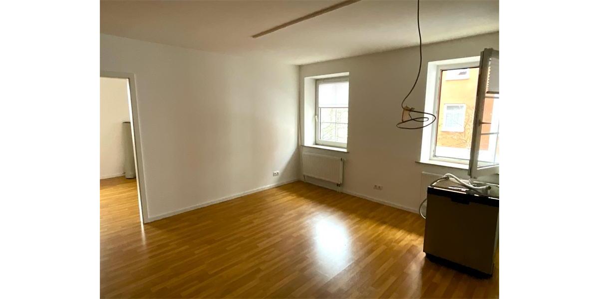 Etagenwohnung Uelzen - 3 Zimmer, 103 m&sup2;, 675&euro; | Angebot:22261690