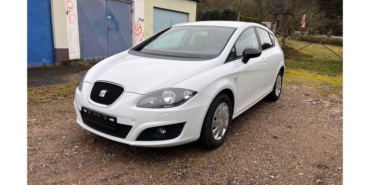 Seat Leon 147.487 km 5.200 &euro; An der Schmücke 06577