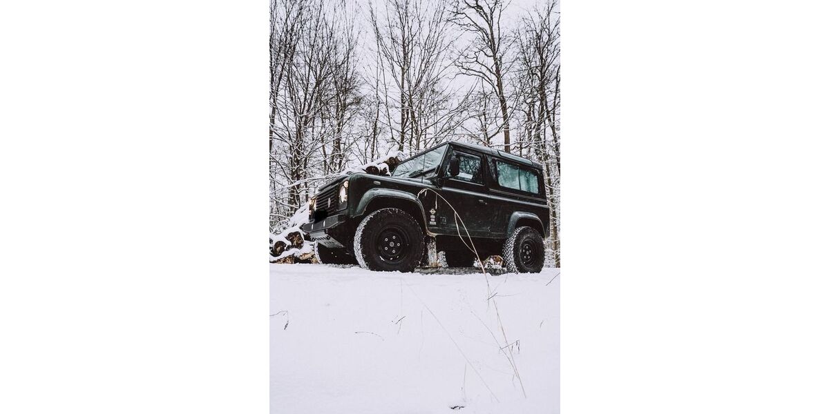 Land Rover Defender 294.000 km 42.500 &euro; Weimar 99425