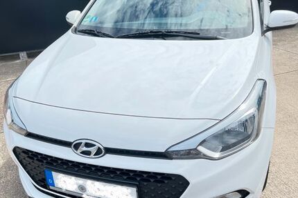 Hyundai i20 134.789 km 5.900 &euro; Aachen 52080