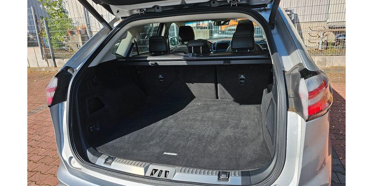 Ford Edge 67.000 km 26.900 € Frankfurt am Main 60433