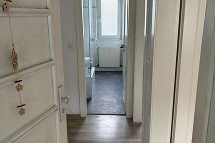Wohnung Velbert Nordstadt - 2 Zimmer, 36 m&sup2;, 380&euro; | Angebot:24844386