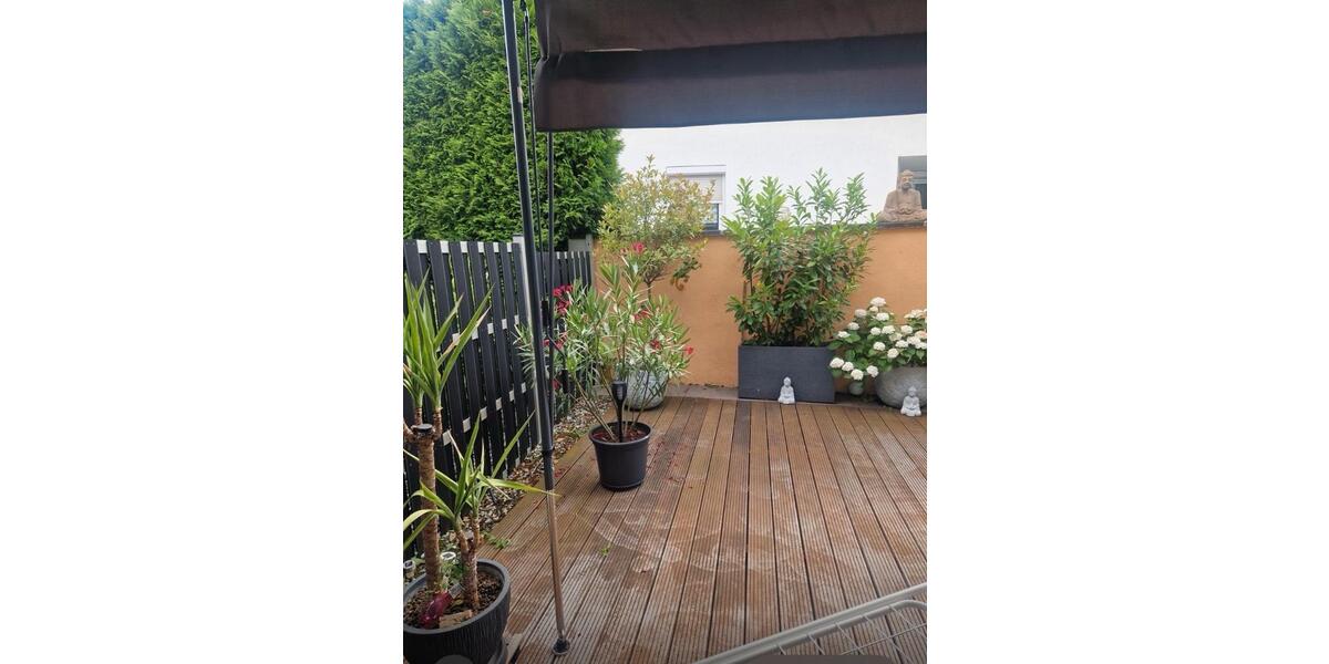 Reihenhaus Lauffen am Neckar - 6.5 Zimmer, 173 m&sup2;, 568.000&euro; | Angebot:25906066