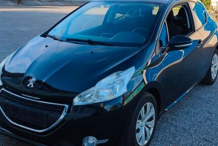 Peugeot 208 111.500 km 3.999 &euro; Dornstetten 72280