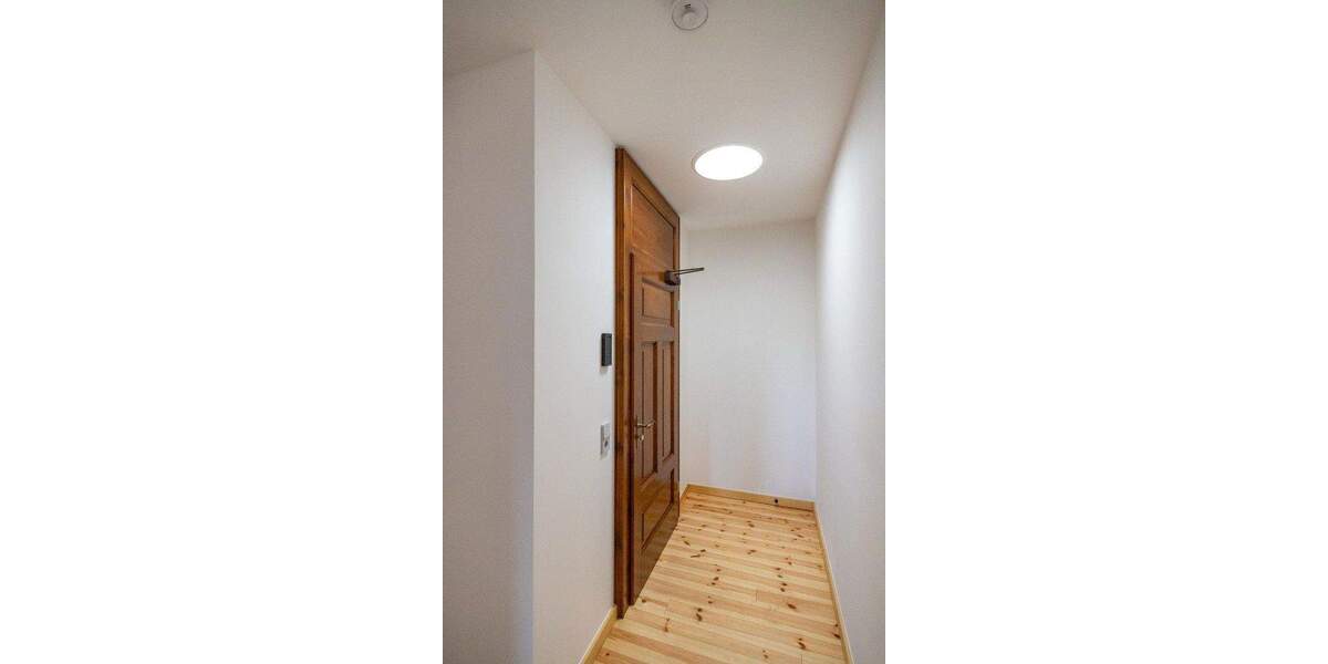 Etagenwohnung Buckow - 4 Zimmer, 106 m&sup2;, 1.279&euro; | Angebot:26149202