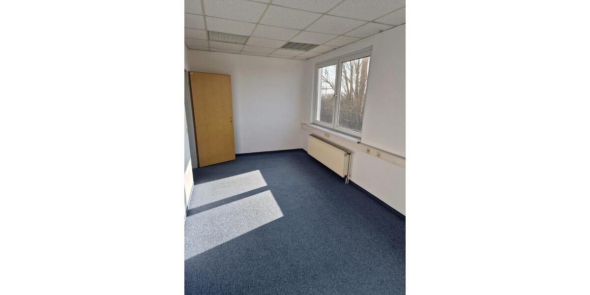 Gewerbeobjekt Ahrensfelde - 1.200&euro; | Angebot:25883524